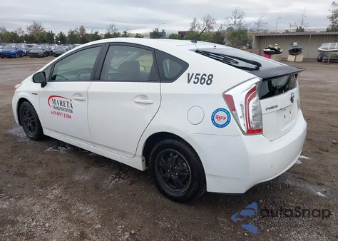 2015 Toyota Prius Two z USA, uszkodzony, nr VIN JTDKN3DU8F1922138